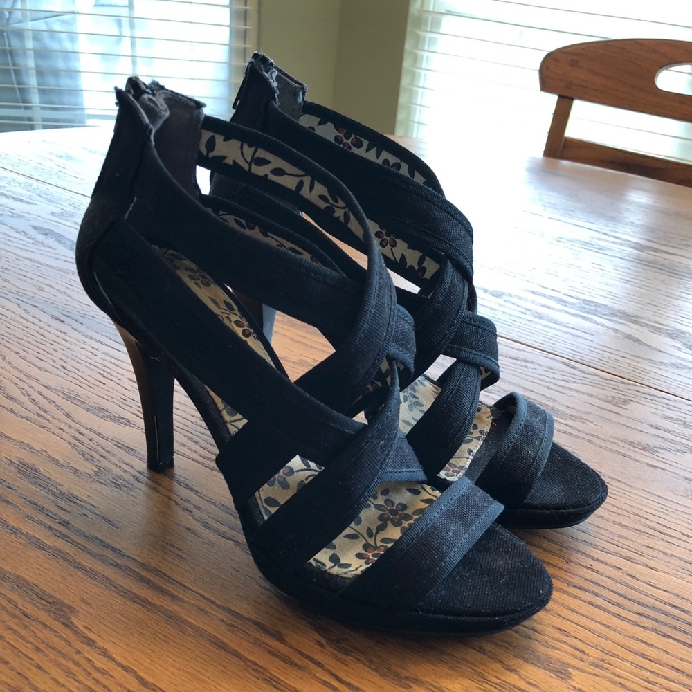 Black heels